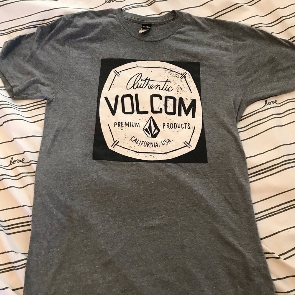 Volvimos Shirt